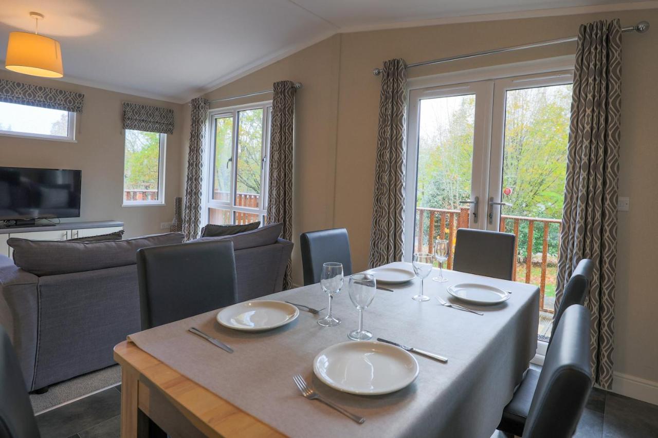Charming Copse Corner Lodge - Spa Resort - Devon Chudleigh ภายนอก รูปภาพ