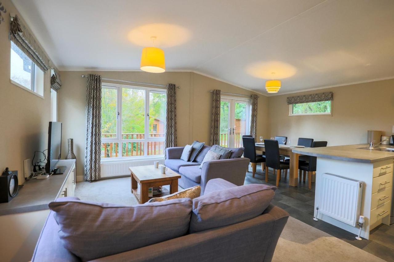 Charming Copse Corner Lodge - Spa Resort - Devon Chudleigh ภายนอก รูปภาพ